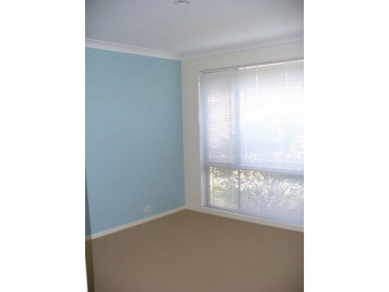 16 Jenail Place, Horsley NSW 2530