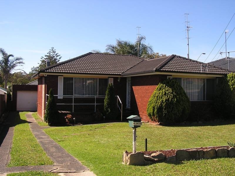 15 Sunlea Avenue, Dapto NSW 2530