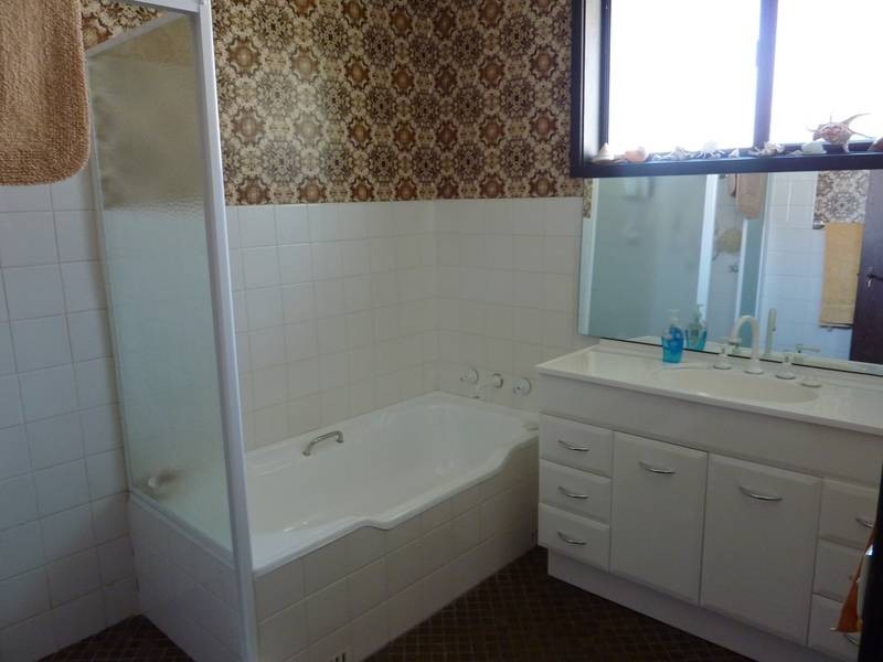91 Tait Ave, Kanahooka NSW 2530