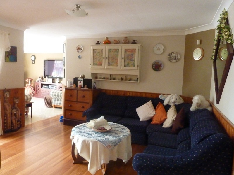 11 Baronda Close, Flinders NSW 2529