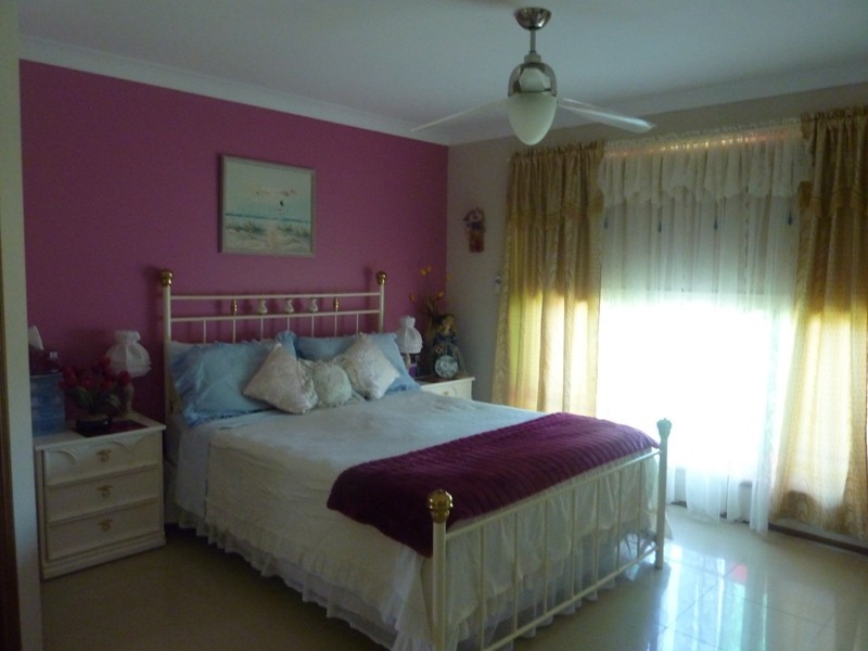 11 Baronda Close, Flinders NSW 2529