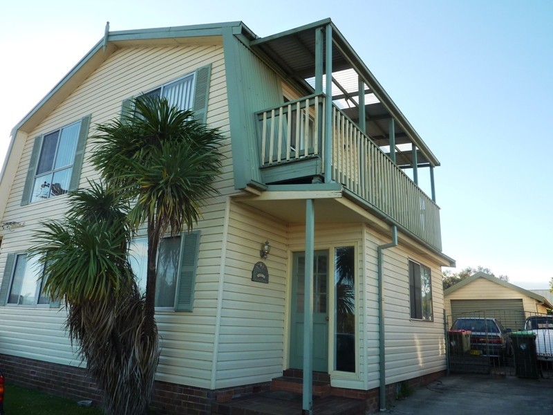 40 Addison Street, Shellharbour NSW 2529