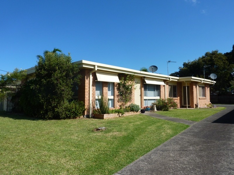 1/6 Lachlan Avenue, Barrack Heights NSW 2528