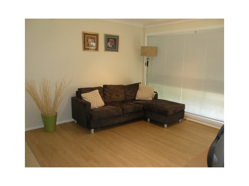 1/6 Lachlan Avenue, Barrack Heights NSW 2528