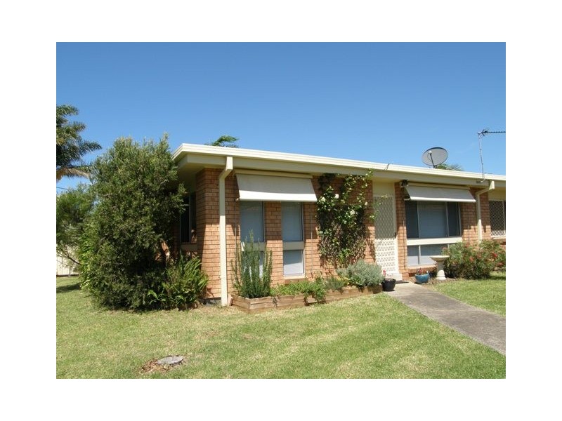 1/6 Lachlan Avenue, Barrack Heights NSW 2528