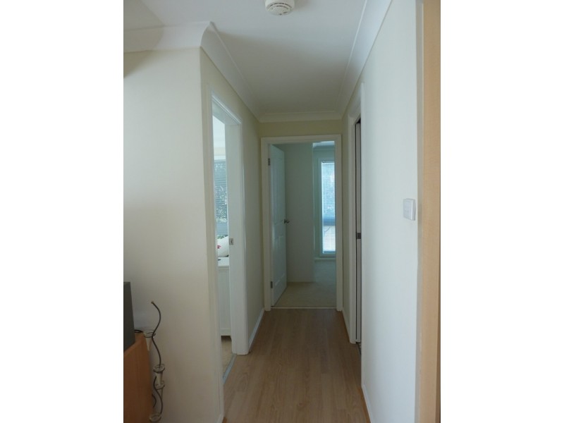 1/6 Lachlan Avenue, Barrack Heights NSW 2528