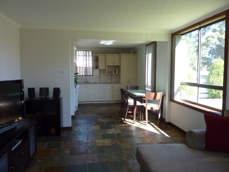 50 Barellan Avenue, Dapto NSW 2530