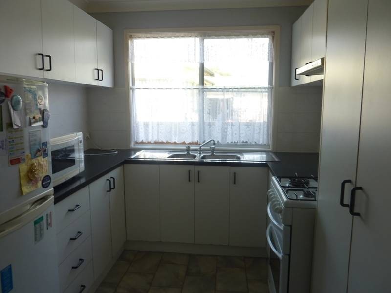 47 Albert Street, Unanderra NSW 2526