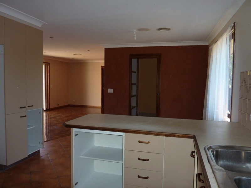 48 Ritchie Crescent, Horsley NSW 2530