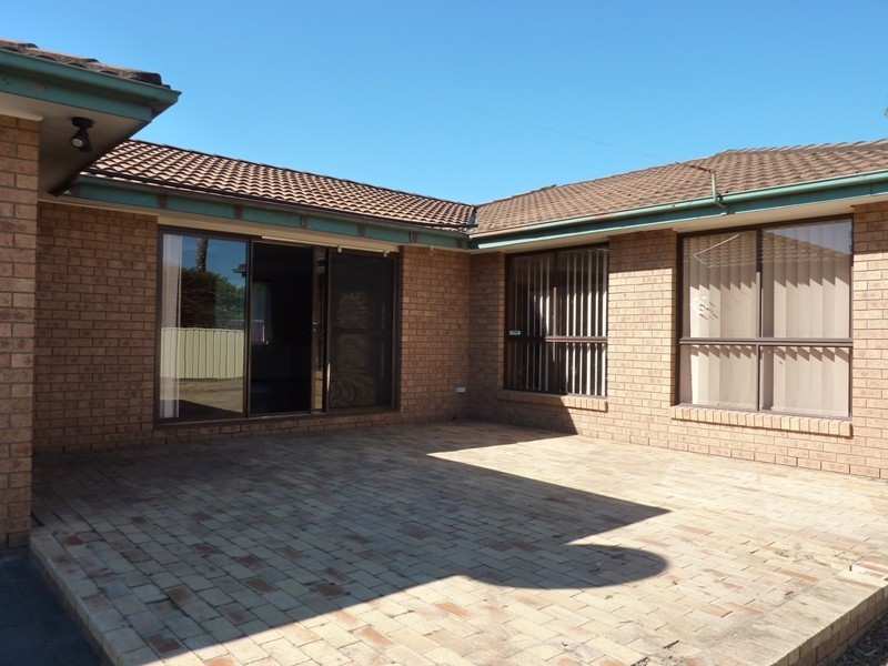 48 Ritchie Crescent, Horsley NSW 2530