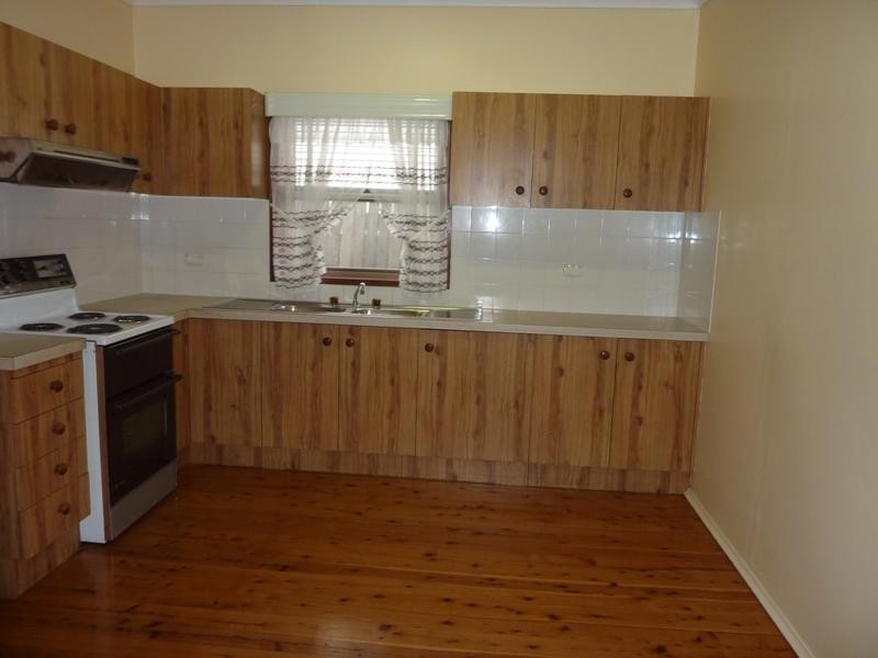 37 Lackawanna Street, Cringila NSW 2502