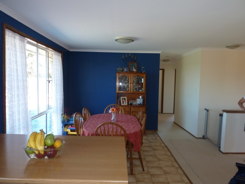 27 Sierra Drive, Horsley NSW 2530
