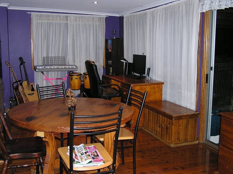 9 Oaks Avenue, Kanahooka NSW 2530