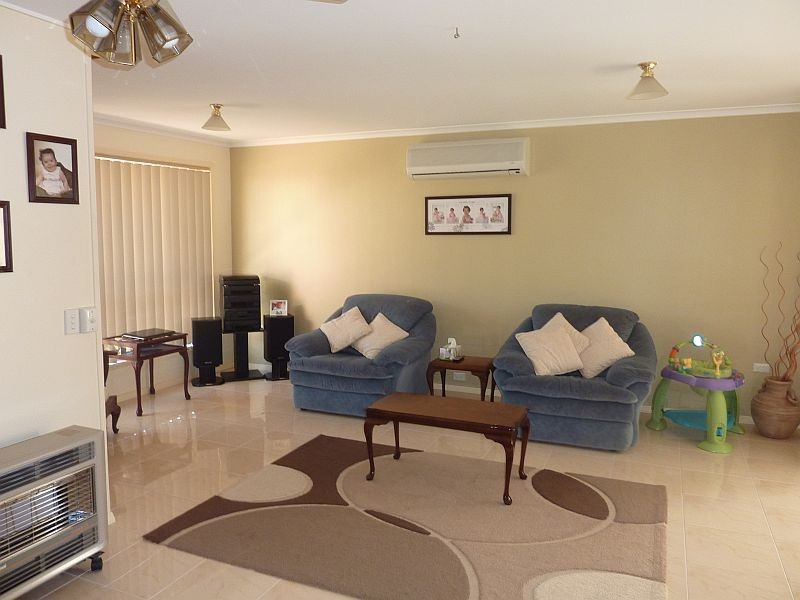 30 Craig Crescent, Dapto NSW 2530