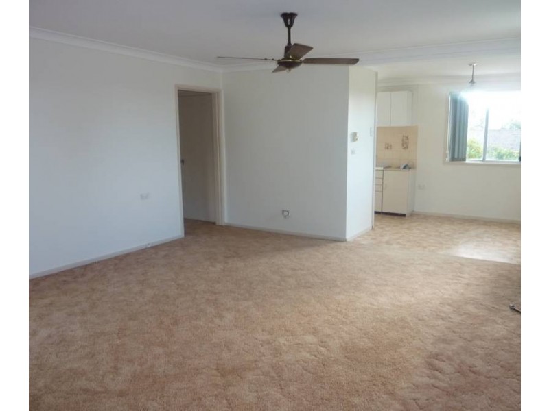 14 Galong Crescent, Koonawarra NSW 2530