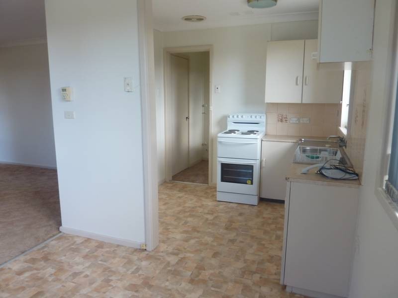 14 Galong Crescent, Koonawarra NSW 2530