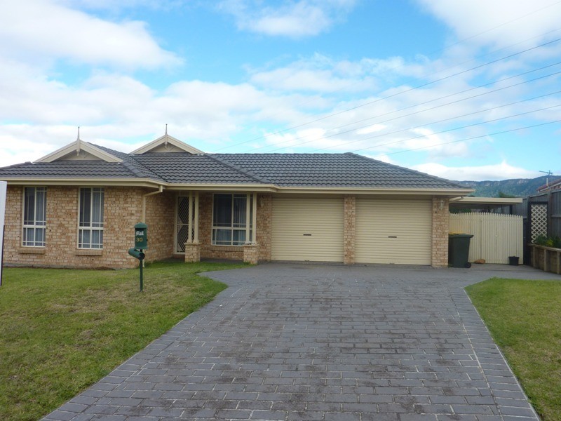 30 Glengarry Way, Horsley NSW 2530