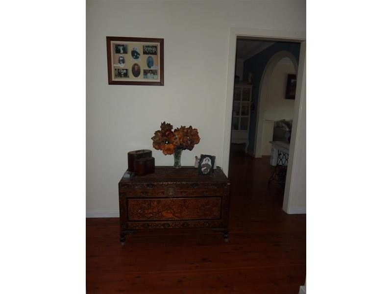 2 William Street, Unanderra NSW 2526