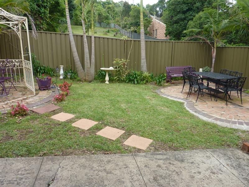 2 William Street, Unanderra NSW 2526
