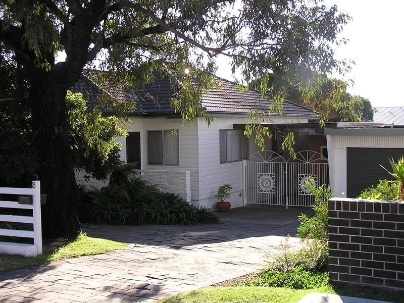 8 Wollongong Street, Shellharbour NSW 2529