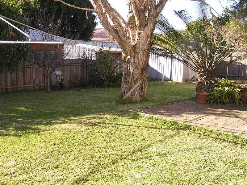 8 Wollongong Street, Shellharbour NSW 2529