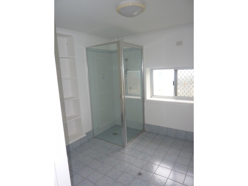 35 Hassan Street, Lake Heights NSW 2502