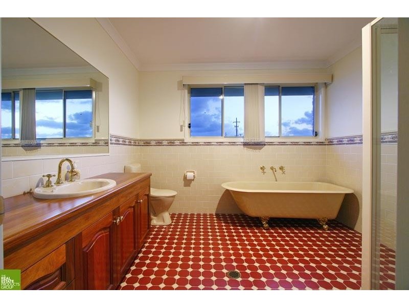 40 Hicks Terrace, Shell Cove NSW 2529
