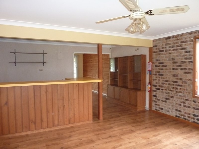 17 Brook Street, Dapto NSW 2530