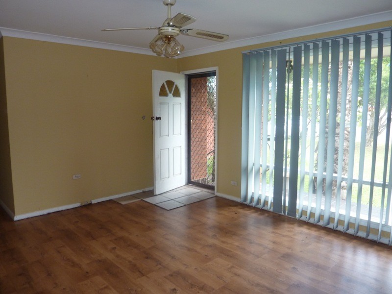 17 Brook Street, Dapto NSW 2530