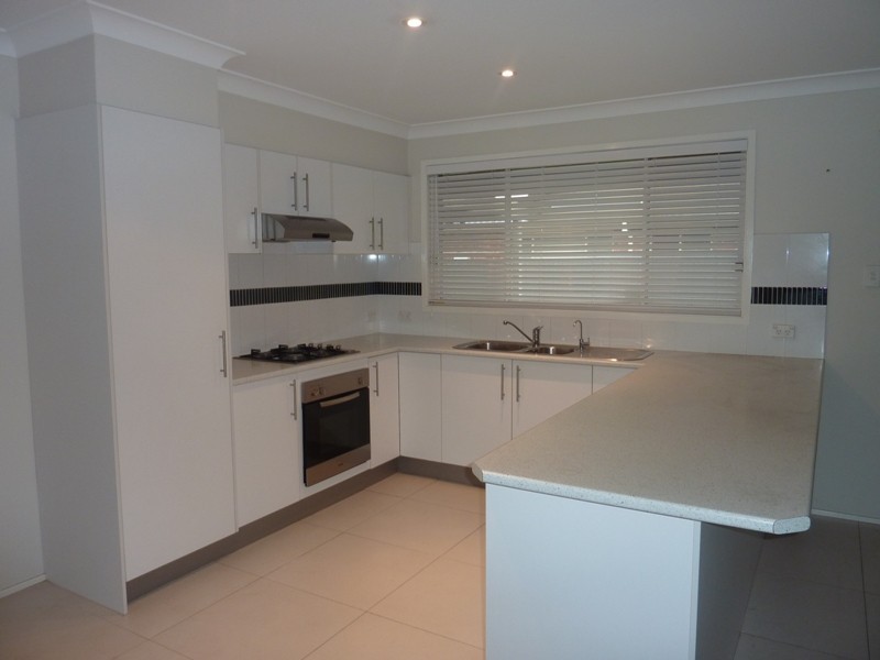 7 Waterview Avenue, Haywards Bay NSW 2530