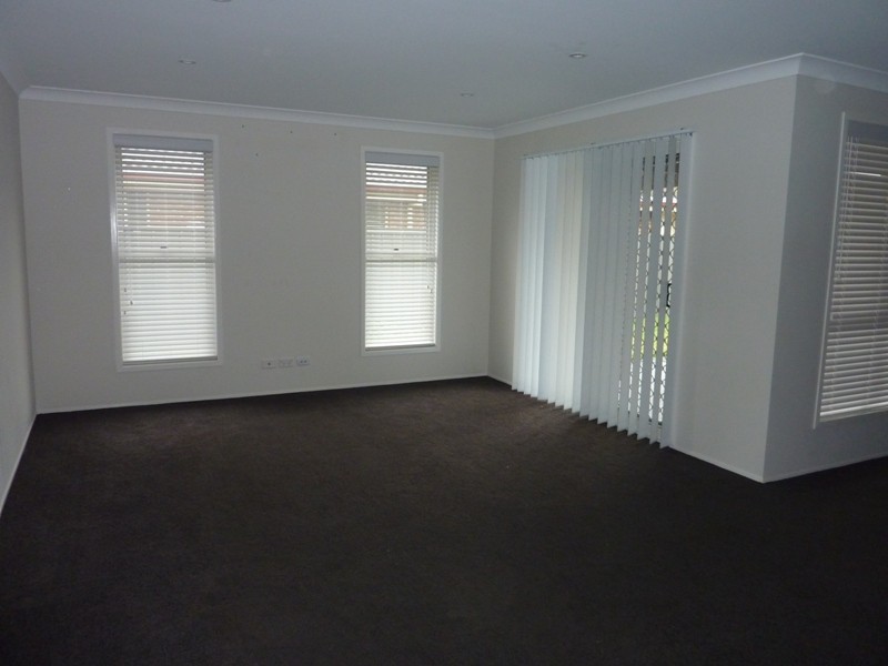 7 Waterview Avenue, Haywards Bay NSW 2530