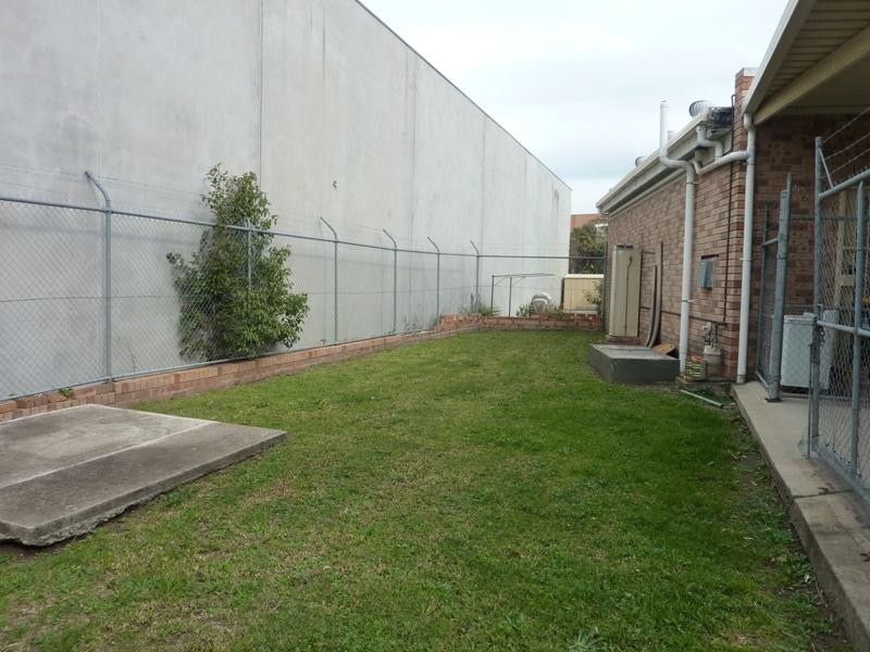 6 Osborne Street, Dapto NSW 2530
