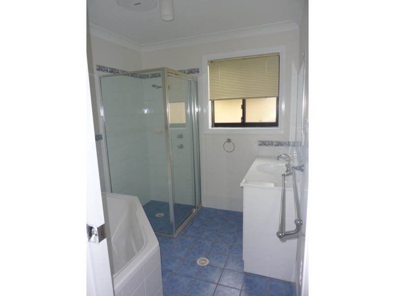 2/12 Monkhouse Parade, Shell Cove NSW 2529