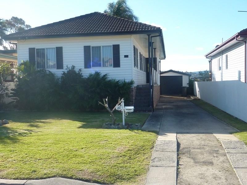 20 Lakeview Parade, Primbee NSW 2502