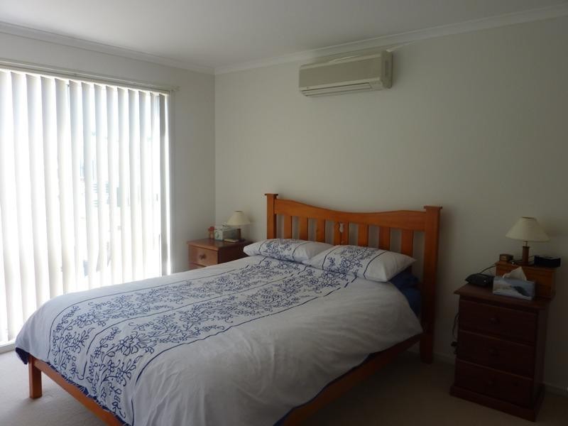8 Glenwood Grove, Horsley NSW 2530