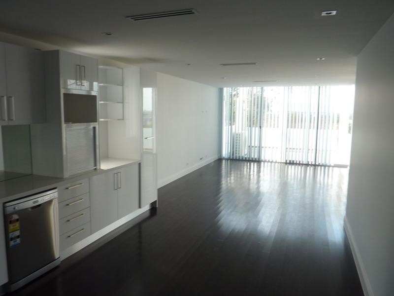 1/32 Bourke Street, Wollongong North NSW 2500