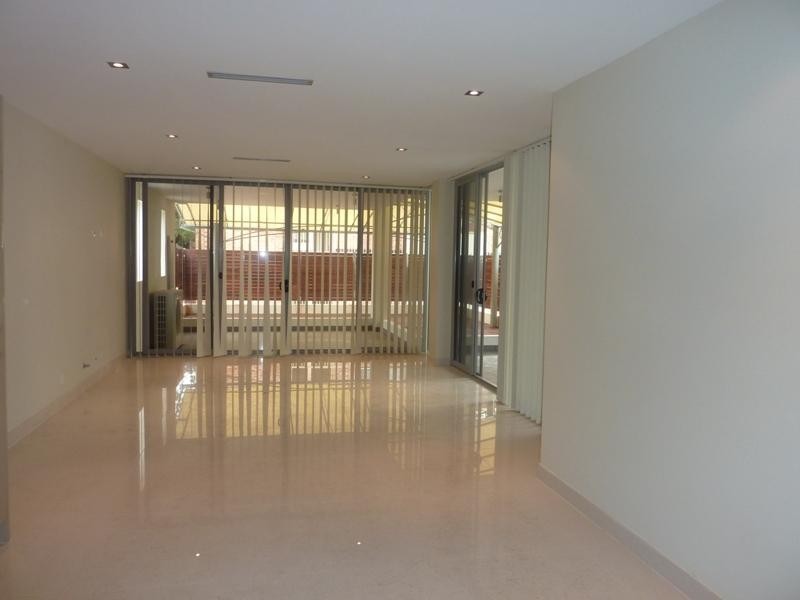 2/32 Bourke Street, Wollongong North NSW 2500