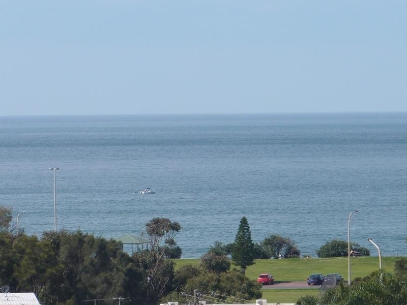 2/32 Bourke Street, Wollongong North NSW 2500