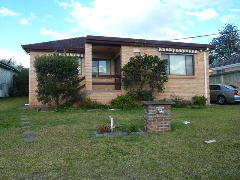 17 Yorkshire Road, Dapto NSW 2530