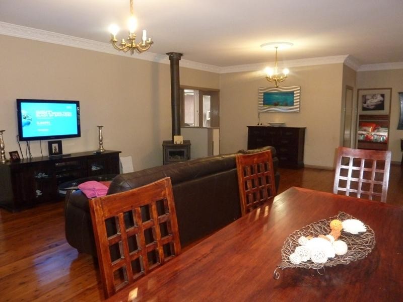 111 Avondale Road, Dapto NSW 2530