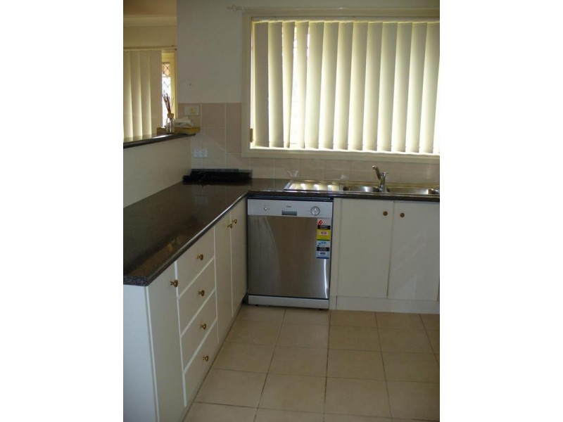 5/1 Gilba Road, Koonawarra NSW 2530