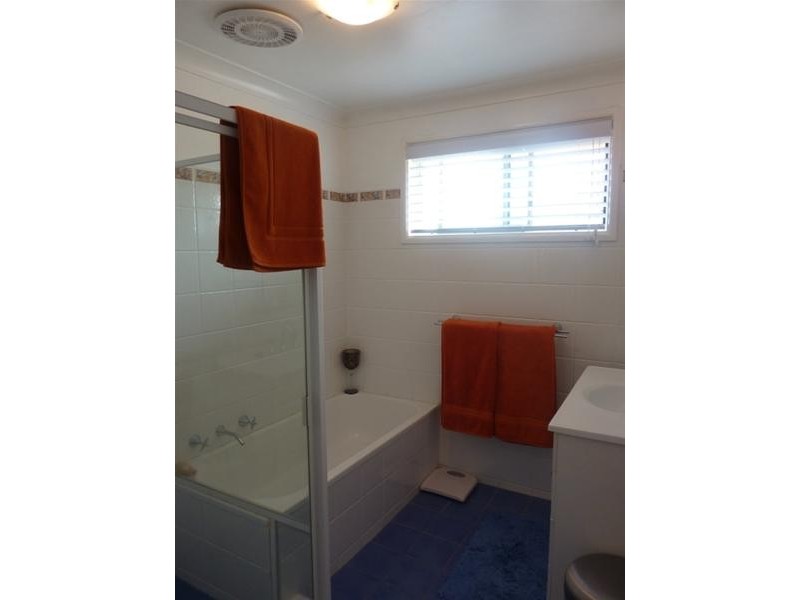 67 Lakelands Drive, Dapto NSW 2530