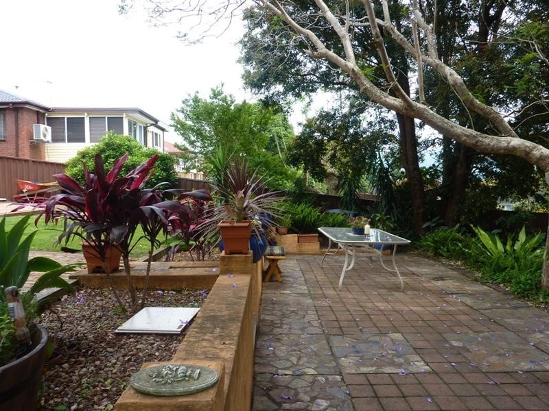 67 Lakelands Drive, Dapto NSW 2530