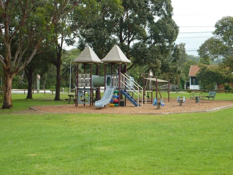 85 Cawdell Drive, Albion Park NSW 2527