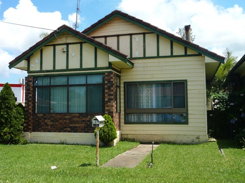 1 Fraser Street, Unanderra NSW 2526