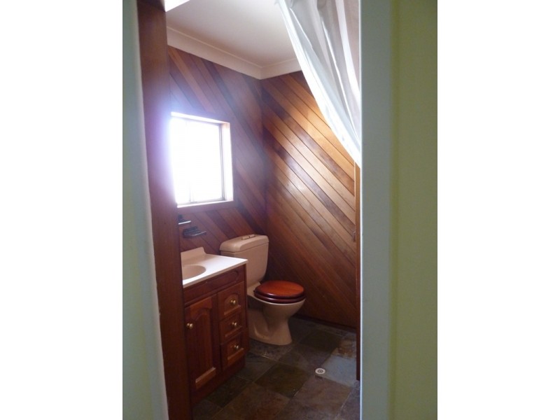 1 Fraser Street, Unanderra NSW 2526