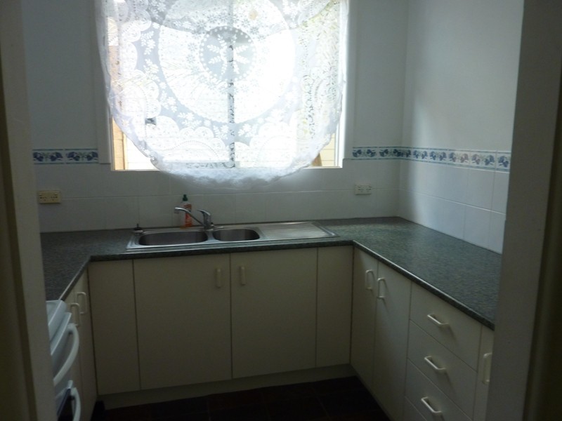 1 Fraser Street, Unanderra NSW 2526