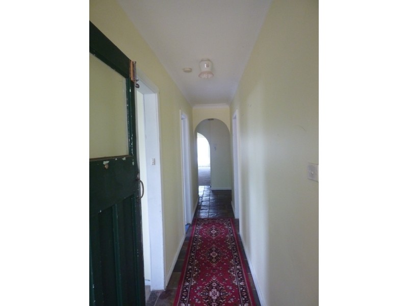 1 Fraser Street, Unanderra NSW 2526