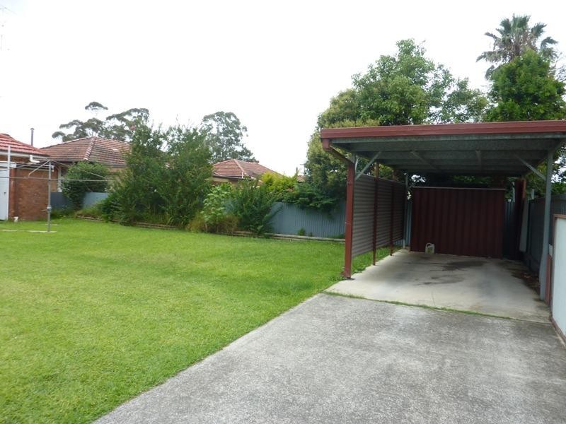 77 Byamee Street, Dapto NSW 2530