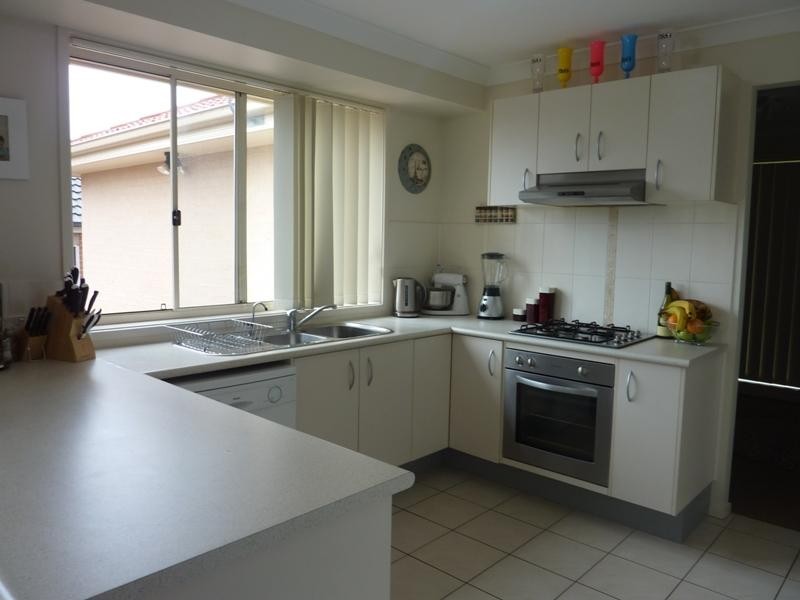 1 Glenlee Drive, Horsley NSW 2530
